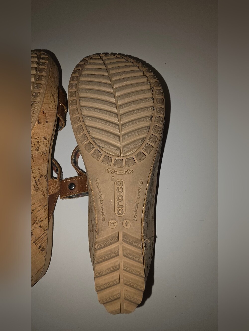 Crocs A-Leigh Brown Cork Wedge Comfort Sandals - Women's Size 8 - Picture 12 of 12